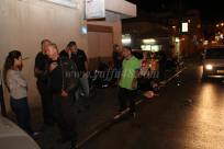 بالصور: إصابة طفيفة لشاب اثر انزلاق دراجته النارية وسط مدينة يافا 